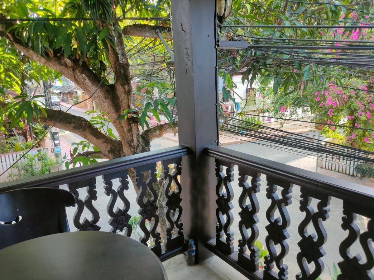 Lotus Corner - Heritage B&B Λουάνγκ Πραμπάνγκ Εξωτερικό φωτογραφία