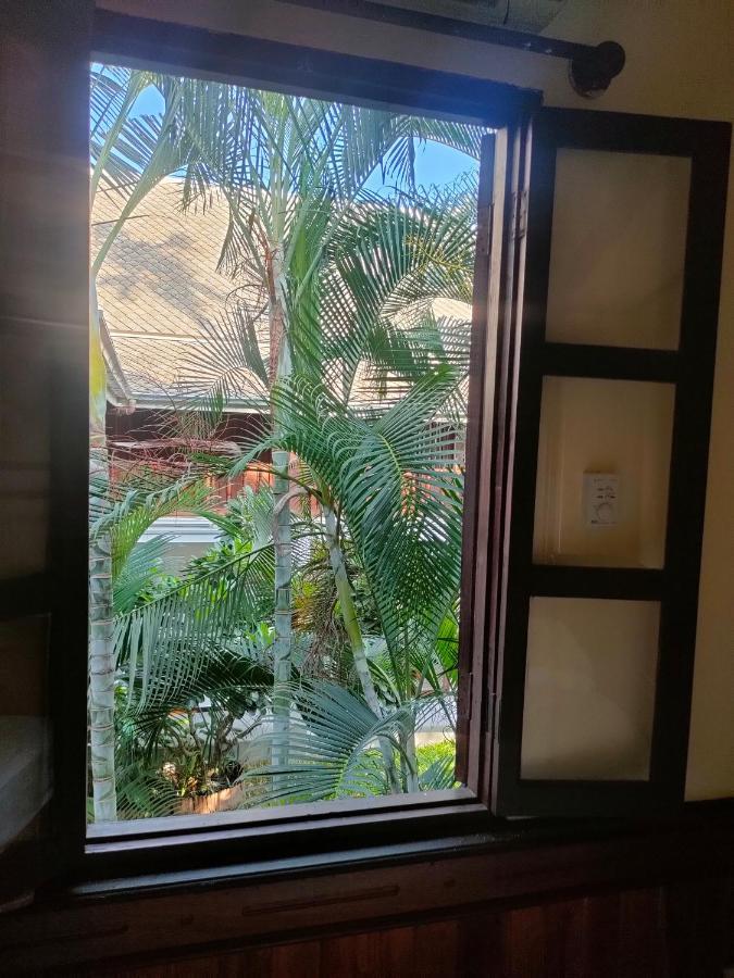 Lotus Corner - Heritage B&B Λουάνγκ Πραμπάνγκ Εξωτερικό φωτογραφία