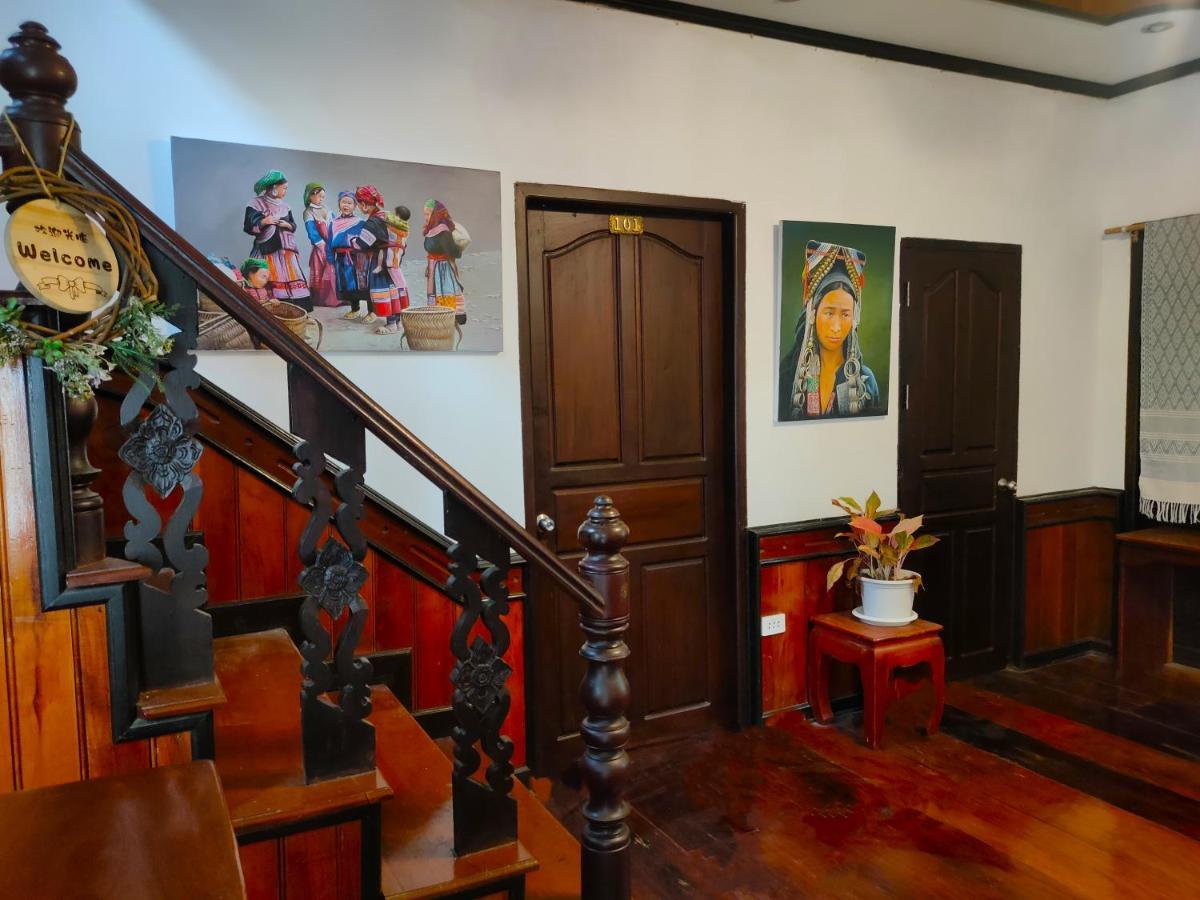 Lotus Corner - Heritage B&B Λουάνγκ Πραμπάνγκ Εξωτερικό φωτογραφία