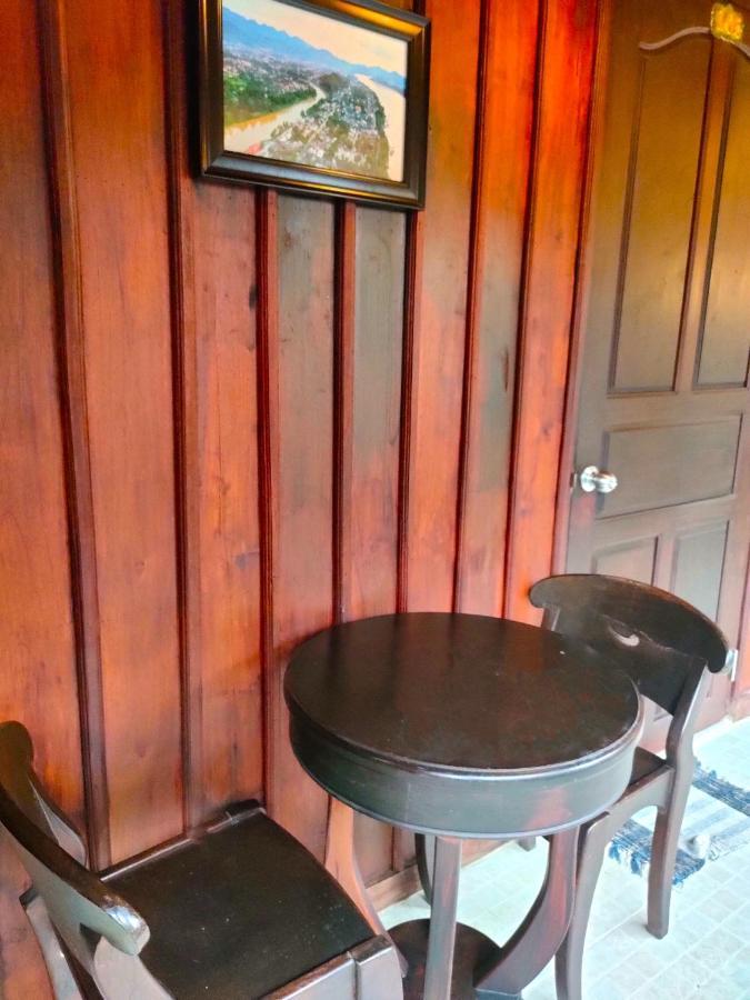 Lotus Corner - Heritage B&B Λουάνγκ Πραμπάνγκ Εξωτερικό φωτογραφία